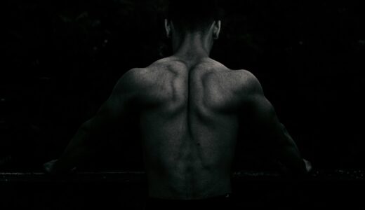 失敗は、強さの証だ。— 静かに挑み、立ち上がる男のマインドセット —